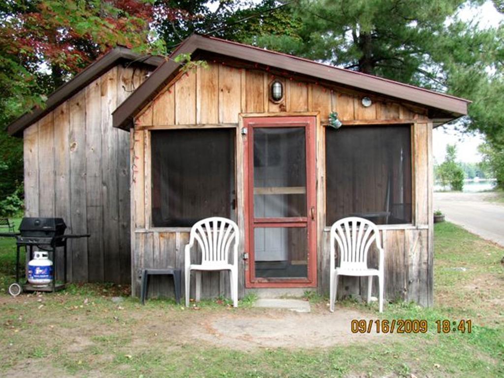 Marble Lake Lodge Cloyne 객실 사진